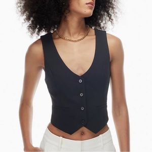 Wilfred desire vest.